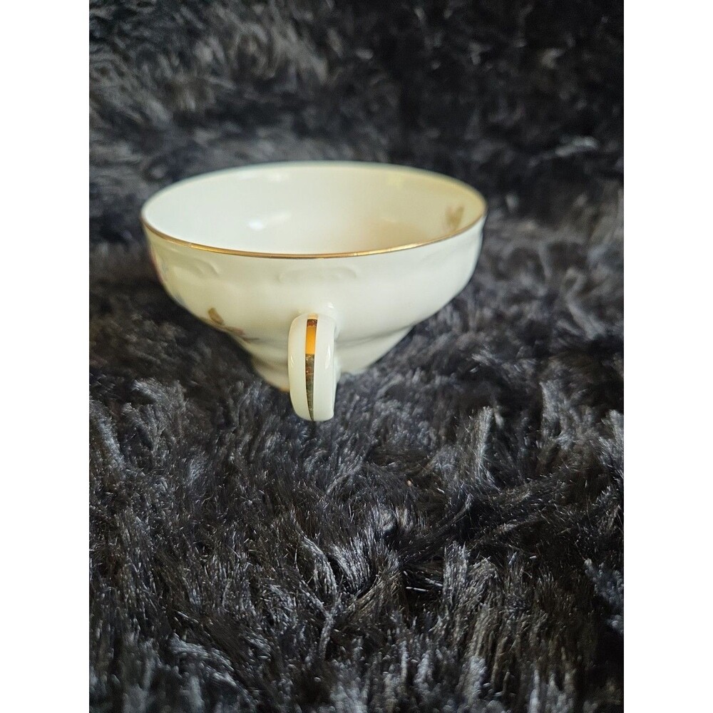 Fine China Royal Rose Tea Cup & Saucer Gold Trim Vintage Replacement - Picture 3 of 9